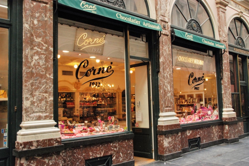 boulangerie-TANNERON-min_chocolate_chocolaterie_shop_luxury_chic_gallery_brussels_belgium-558146